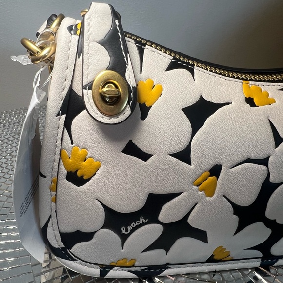 ❌SOLD❌COACH | Swinger Bag 20 Turnlock With Floral Print NWT - Picture 5 of 7